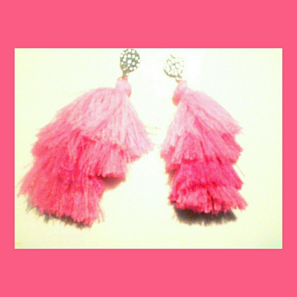 Ombre pink  silver multi tassell earrings NEW